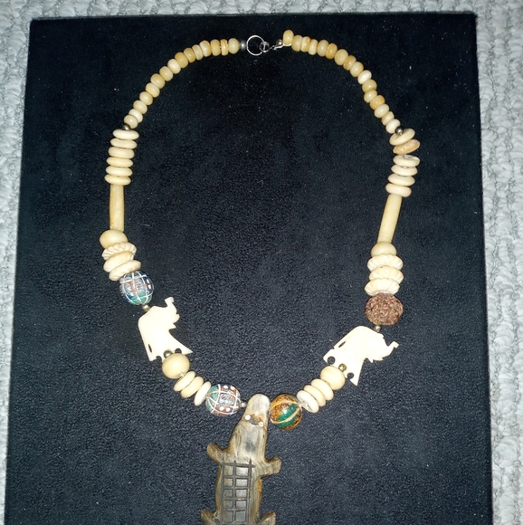 Wood Bead Crocodile Necklace - Picture 2 of 7